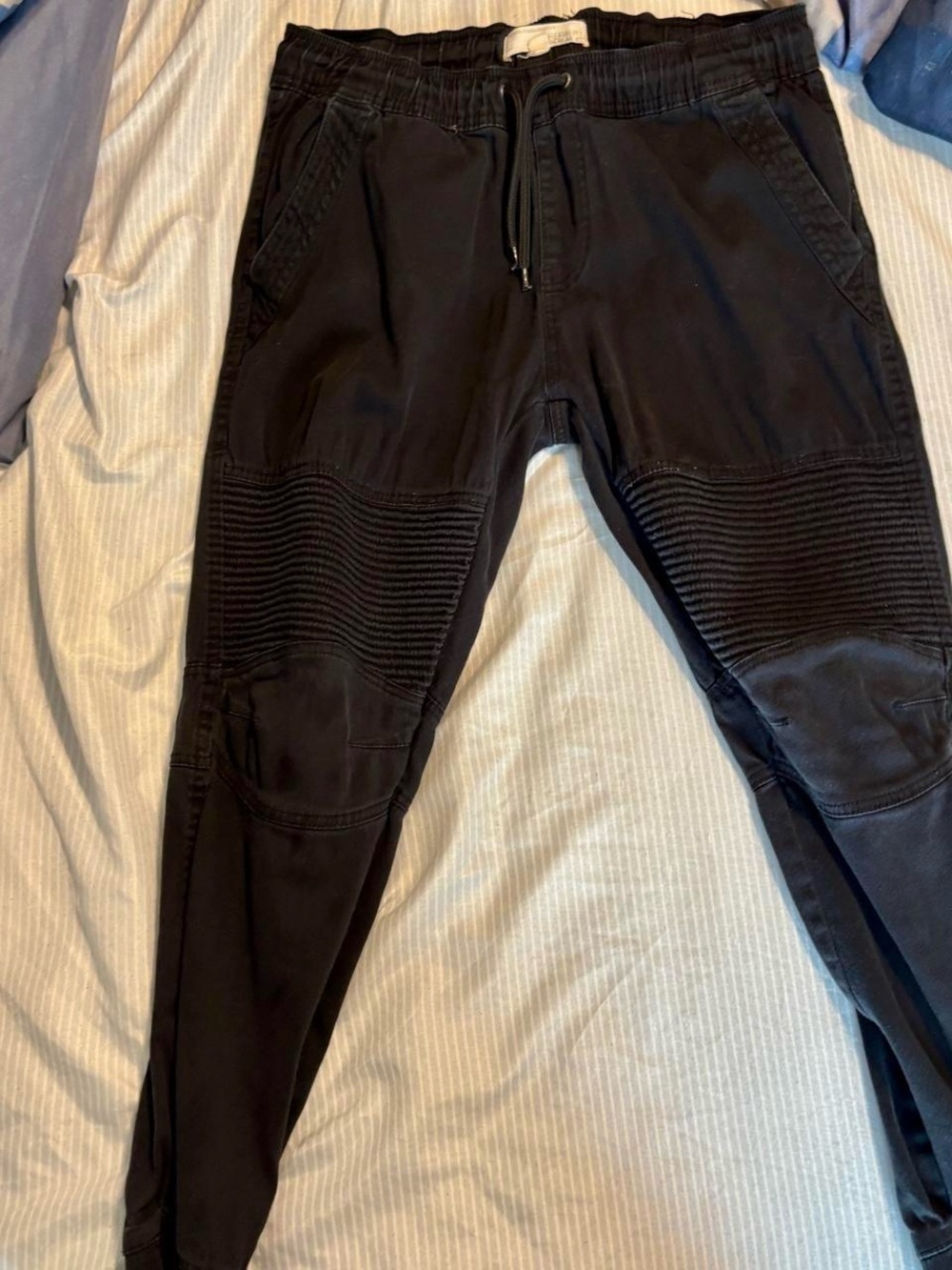 Men's Black Ribbed Knee Jogger Pants